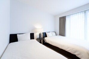 Free WiFi, bed sheets - SALON Shibuya (Tokyo)