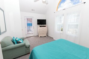 5 bedrooms, free WiFi, bed sheets