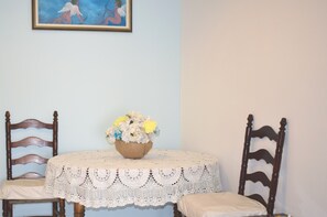 Standard Apartment | Living area | Flat-screen TV - Apartment 6 min from City Center & Acropolis (Athens)
