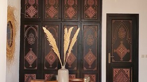 Suite, bassengutsikt (Safran) | Barnesenger (inkludert) og ekstrasenger (mot et tillegg)
