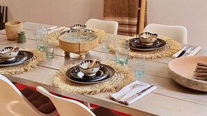 Frokost og middag serveres