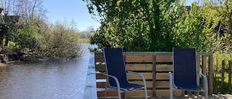 Bungalow, 3 Schlafzimmer, Terrasse, Gartenblick | Unterkunftsgelände