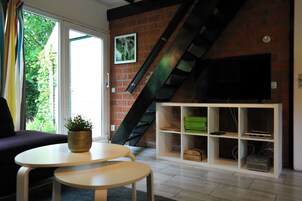 Bungalow, 3 habitaciones, terraza, vistas al jardín | Servicio de la habitación