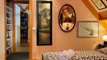 3 chambres, fer et planche à repasser, Wi-Fi gratuit, draps fournis