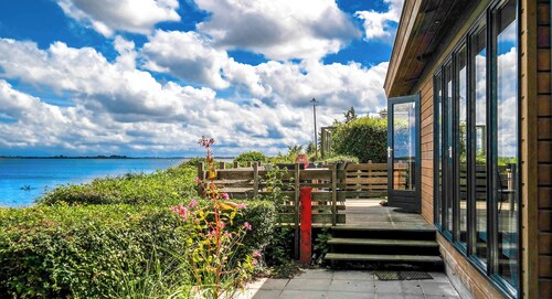 6 Pers Lauwersmeer Waterfront, Full Equipped and Modern House With Sauna