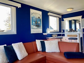 Bungalow, 3 slaapkamers, terras, uitzicht op tuin | Woonkamer