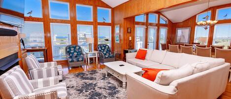 TV, peis og stereoanlegg