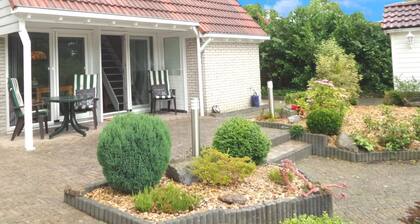 4 Pers - Modern Holiday Home Cosima With Fenced Garden, Close the Lauwersmeer