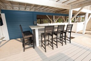 Outdoor dining - Semi-Oceanfront, Private Pool, Poolside Bar, Hot Tub, Ocean Views! T1, Sailaway (Kitty Hawk)