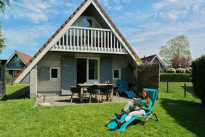 Property grounds - House Olivia 6p With Private Garden and Close to Lake Lauwersmeer (Anjum)