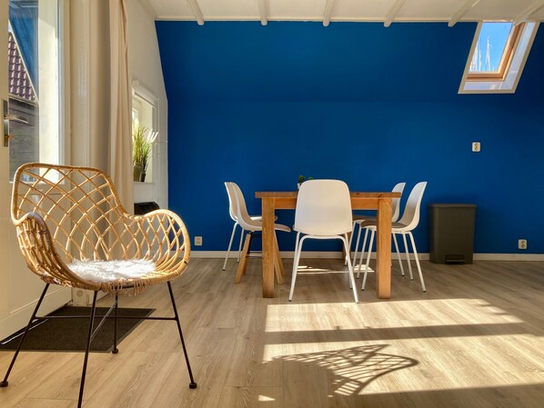 Bungalow, 3 habitaciones, Terraza, vista al jardín | Restaurantes