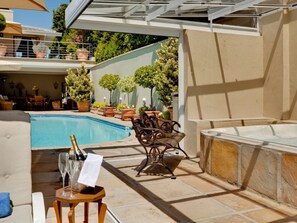 Outdoor pool, a heated pool - 5 Star Luxury - Self Catering Accommodation - Constantia -  6 Double Bedrooms   (Bel Ombre)