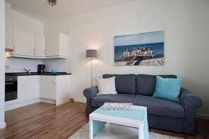 Apartamento | Sala de estar | TV