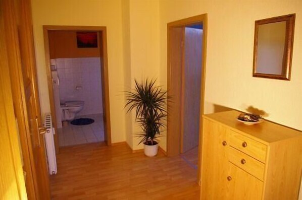 Apartment | 2 bedrooms, cribs/infant beds, free WiFi