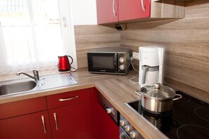 Apartment | Eigene Küche | Kühlschrank, Mikrowelle, Herdplatte, Geschirrspüler