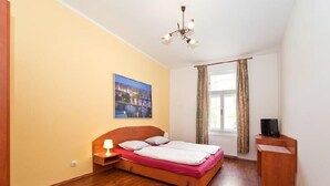 Apartment | 1 bedroom, cots/infant beds, free WiFi - Das Zentral Gelegene Appartement für 2 Personen (Prague)