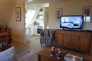 Apartment | Wohnzimmer | Fernseher