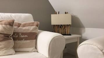 Apartment | 1 bedroom, cots/infant beds, free WiFi