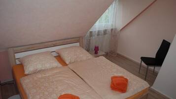 Apartment | 2 Schlafzimmer, Babybetten, kostenloses WLAN