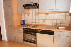 Apartment | Eigene Küche | Kühlschrank, Mikrowelle, Herdplatte, Geschirrspüler