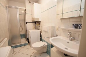 Apartment | Bathroom - Ferienwohnung in Carolinensiel für 2 Personen und ein Kleinkind 50166 (Wittmund)