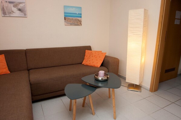 Apartment | Wohnzimmer | Fernseher