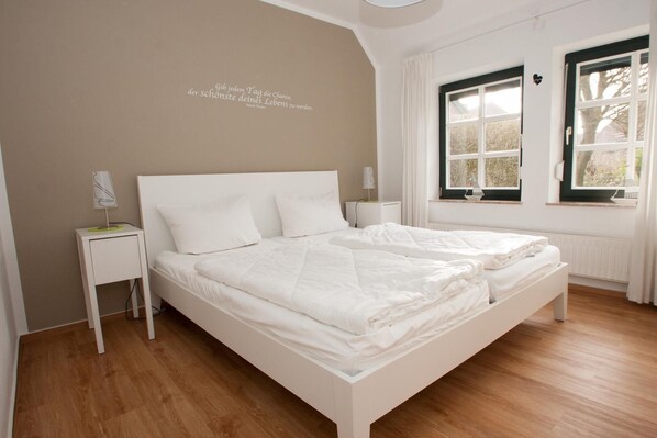 Apartment | 2 Schlafzimmer, Babybetten, kostenloses WLAN