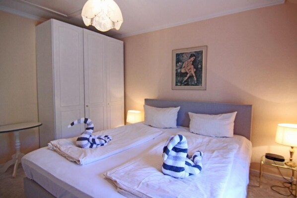 Apartment | 2 Schlafzimmer, Babybetten, kostenloses WLAN