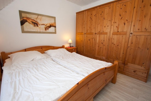 Apartment | 2 Schlafzimmer, Babybetten, kostenloses WLAN