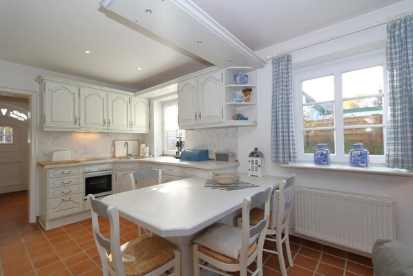 House | Private kitchen