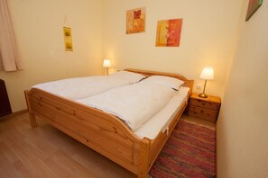 2 عدّة غرف نوم وأسرّة أطفال/رضّع وواي فاي مجانًا