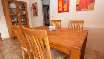 Apartment | Private kitchen | Fridge, microwave, stovetop, dishwasher