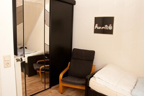 Apartment | Living room | 32-inch TV with cable channels - Reihenmittelhaus in Harlesiel für 6 Personen und ein Kleinkind 50086 (Wittmund)