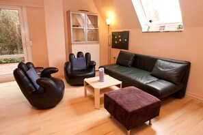 公寓 | 客廳 | 電視