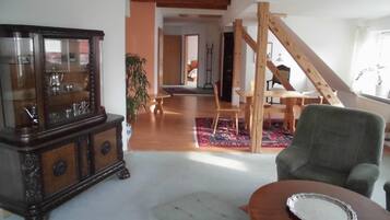 Apartment | Living room | TV