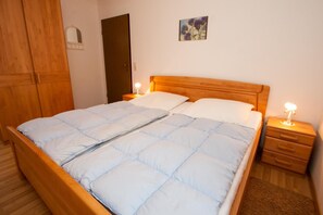 อพาร์ทเมนท์ | 2 ห้องนอน, เปล/เตียงเด็กอ่อน