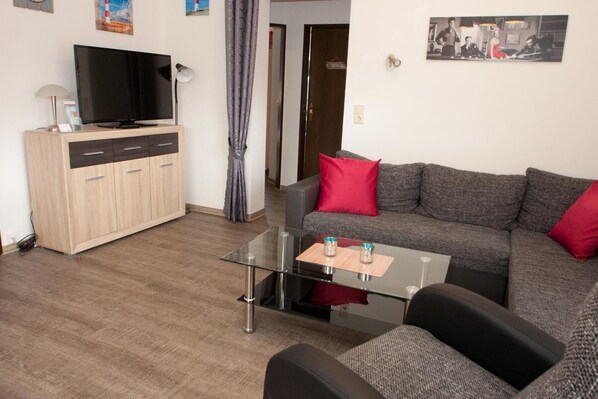 아파트 | 거실 | TV