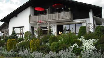 Apartment (Ferienhaus Holzapfel - Ferienwohnung ) | Exterior