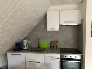 公寓 | 私人厨房 | 冰箱、炉灶、洗碗机、茶具/咖啡用具