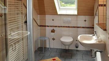 Apartment | Bathroom