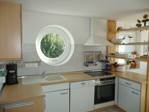 Ferienhaus (WBHS53001- Die Ostsee so nah!) | Eigene Küche | Kühlschrank, Hochstuhl