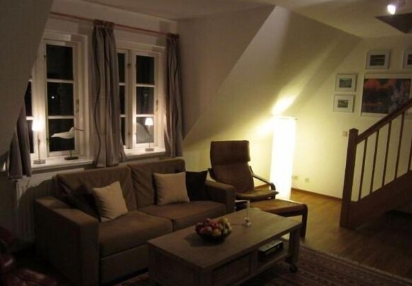 Apartment | Wohnzimmer | Fernseher