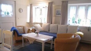 Apartment | Living room - Pastoratshof - Hausteil 4 (Wrixum)