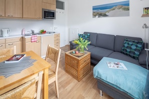 Apartment | Wohnzimmer | Fernseher