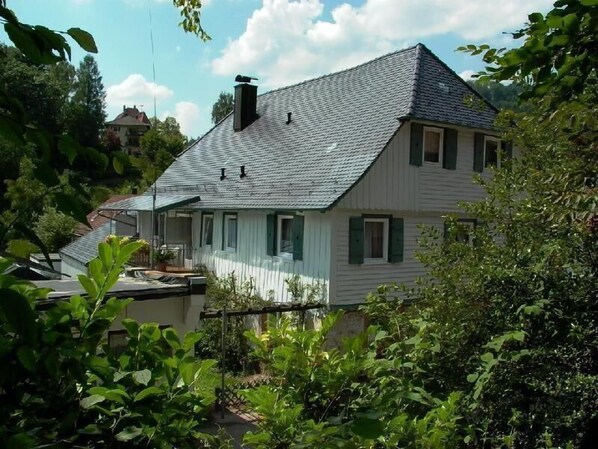 Apartment (Ferienwohnung "Im Kelterhaus", Wohnun) | Außenbereich