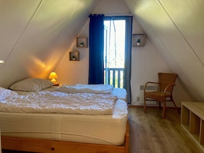Bungalow, 3 chambres, balcon, vue jardin | 3 chambres, Wi-Fi