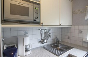 Apartment | Eigene Küche | Kühlschrank, Mikrowelle, Herdplatte, Geschirrspüler