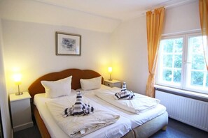 Apartment | 2 bedrooms, cribs/infant beds, free WiFi - Marie im Alten Friesenhaus (Sylt)