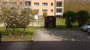 Apartment (2-Zimmer-ParterreWohnung WF) | Exterior