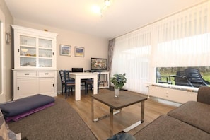 Apartment | Wohnzimmer | Fernseher